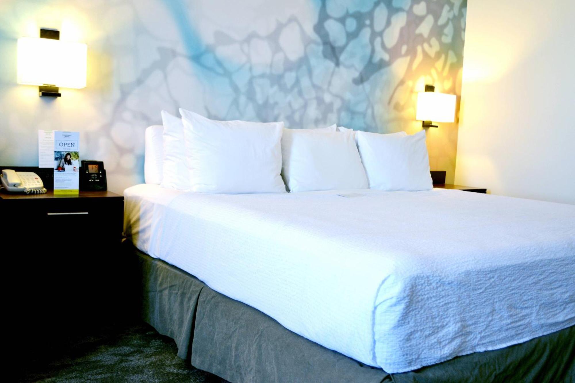 Courtyard By Marriott San Luis Potosi Hotel Bagian luar foto