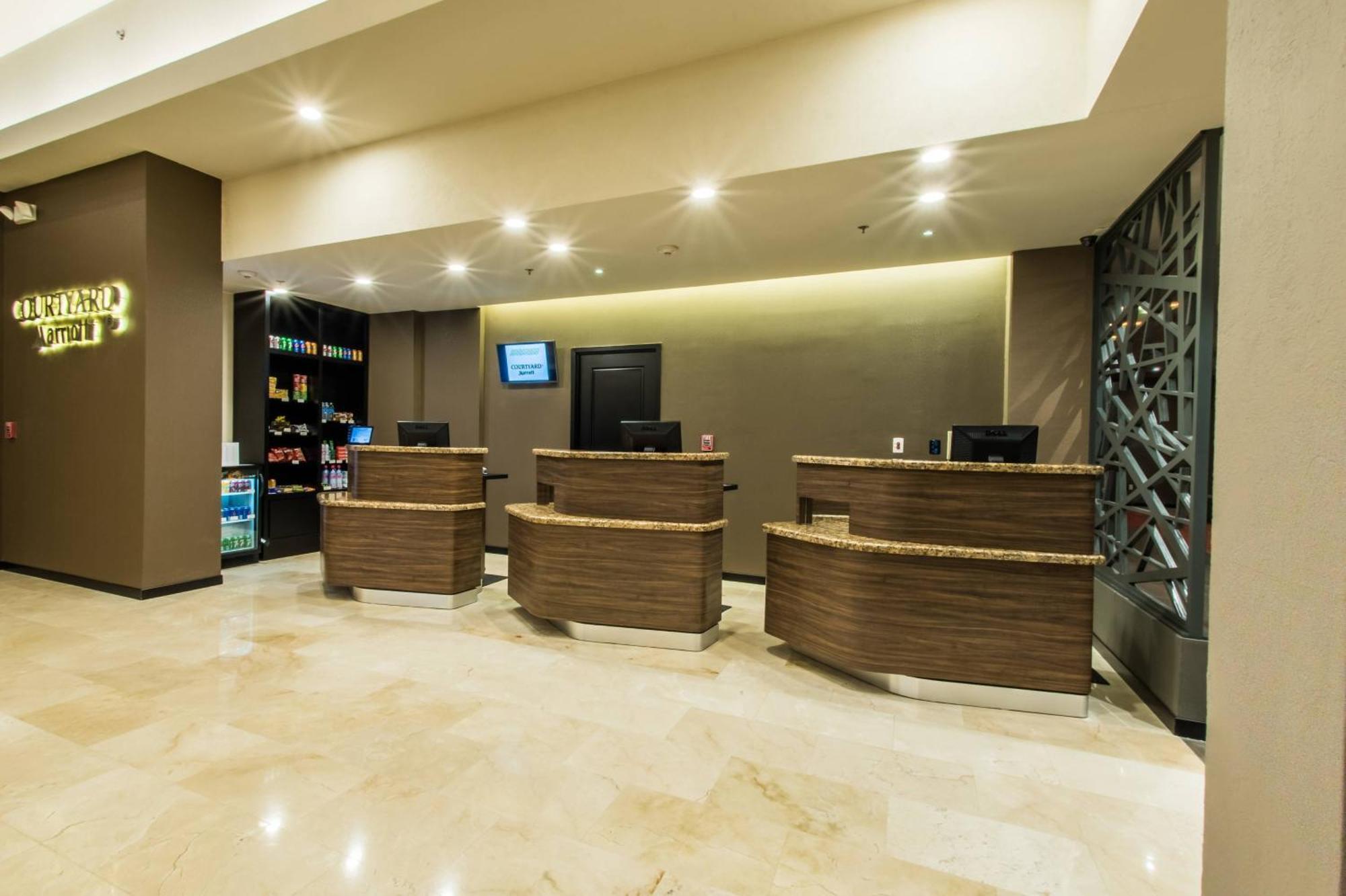 Courtyard By Marriott San Luis Potosi Hotel Bagian luar foto